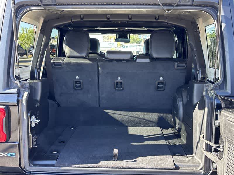 2021 Jeep Wrangler Unlimited Sahara 23