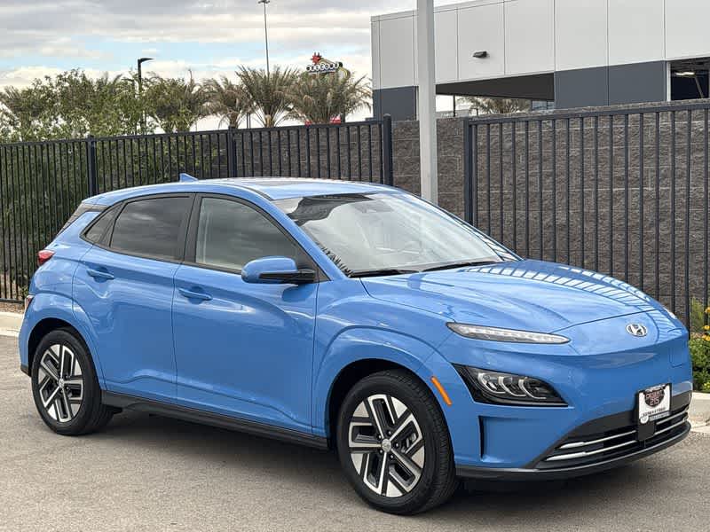 Thumbnail: 2022 Hyundai Kona - 2