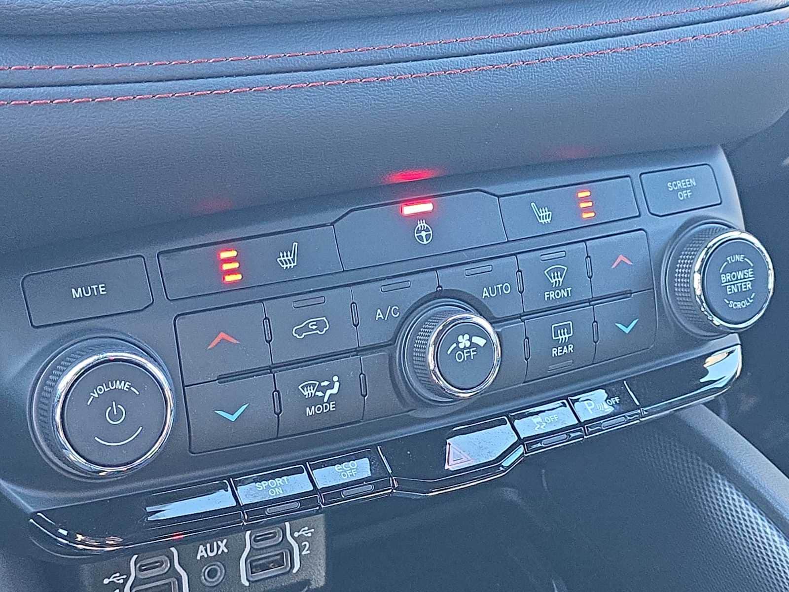 Thumbnail: 2025 Dodge Durango - 30