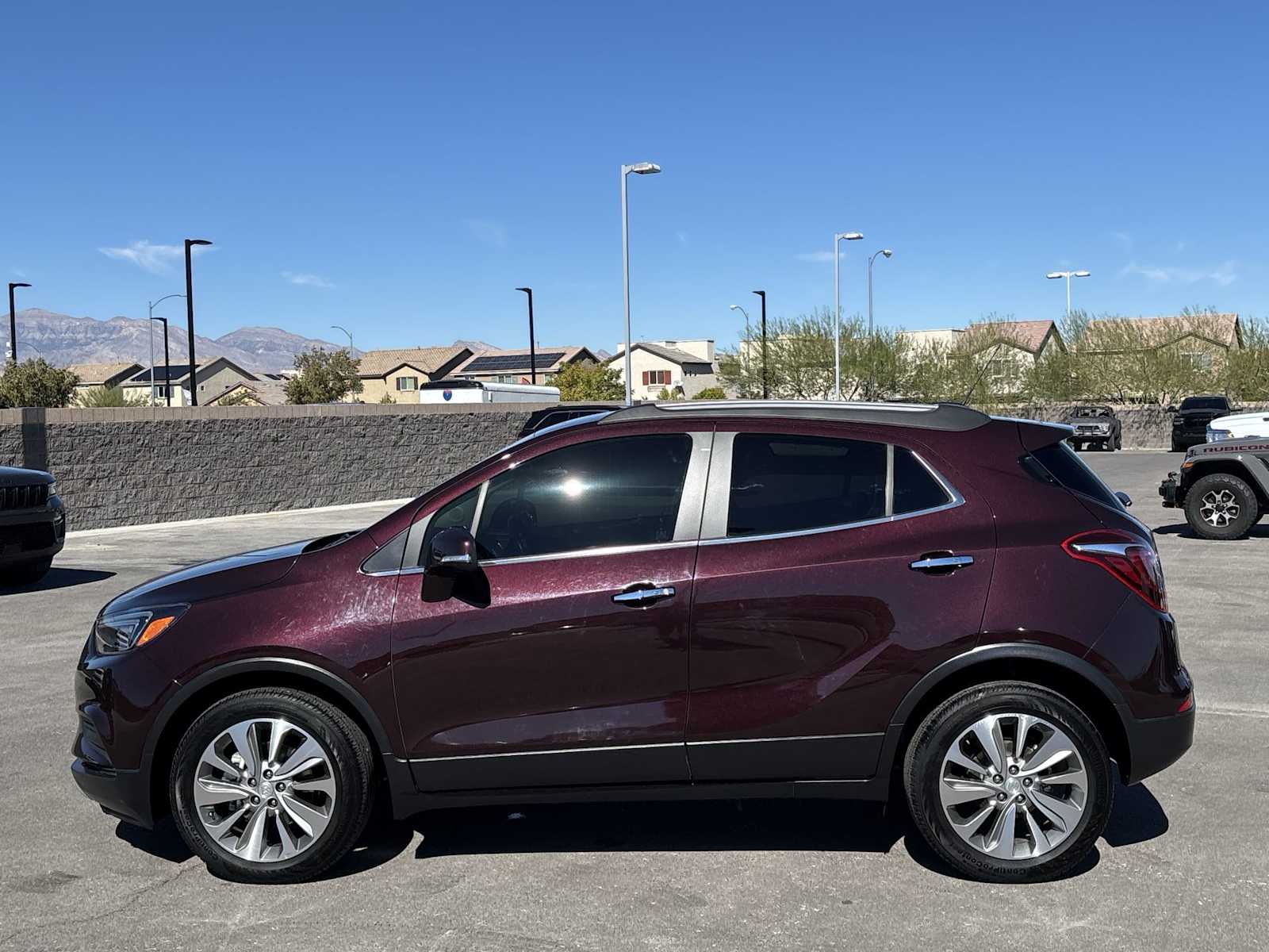 Thumbnail: 2017 Buick Encore - 22