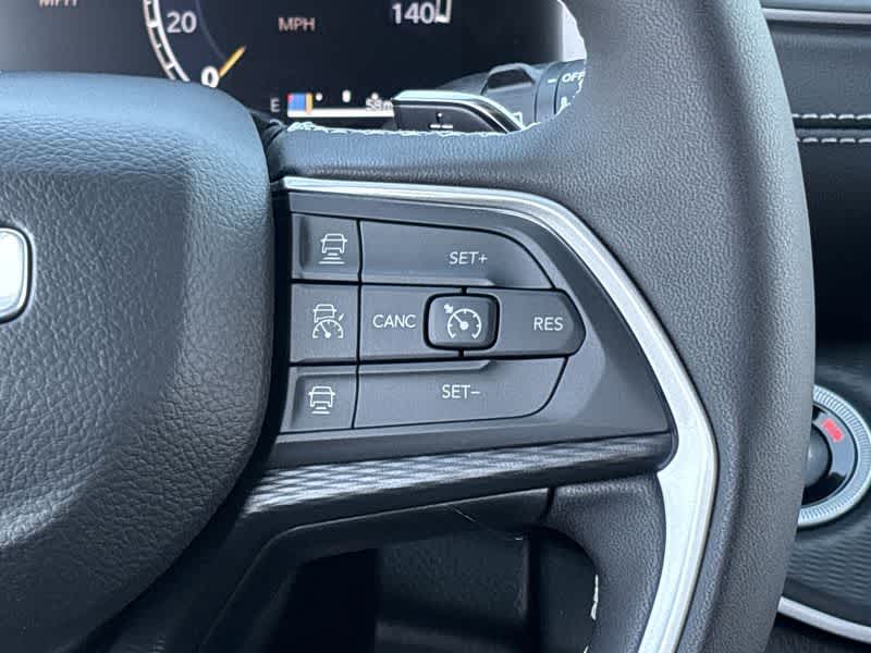 Thumbnail: 2025 Jeep Grand Cherokee - 27