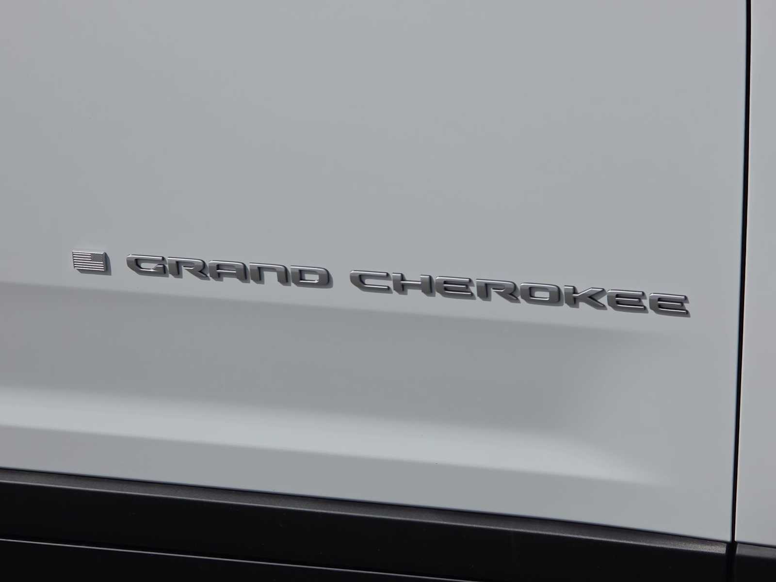 Thumbnail: 2026 Jeep Grand Cherokee - 11