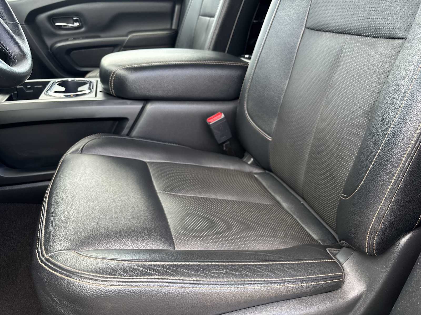 Thumbnail: 2019 Nissan Titan - 14