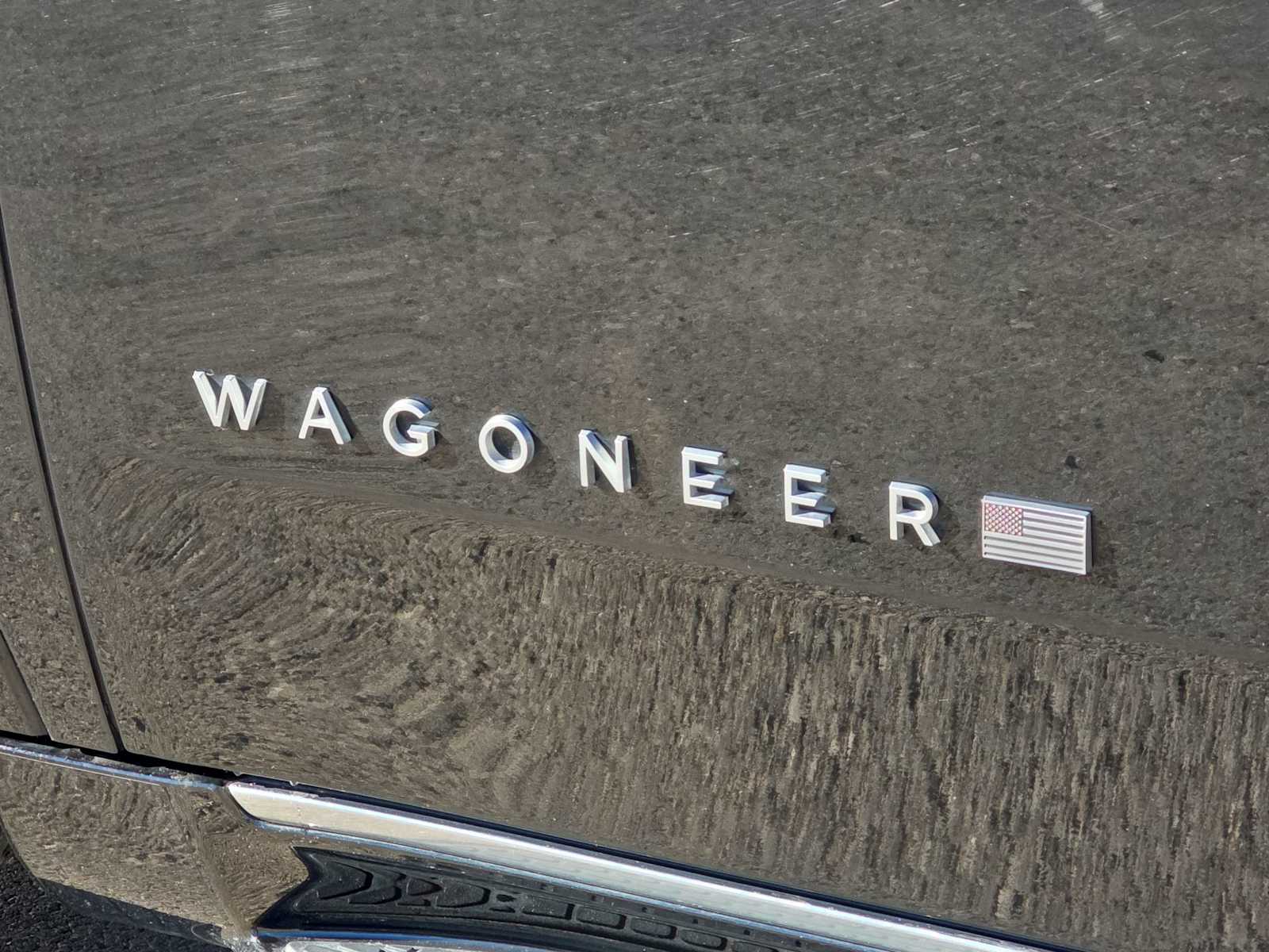 Thumbnail: 2023 Jeep Wagoneer - 11