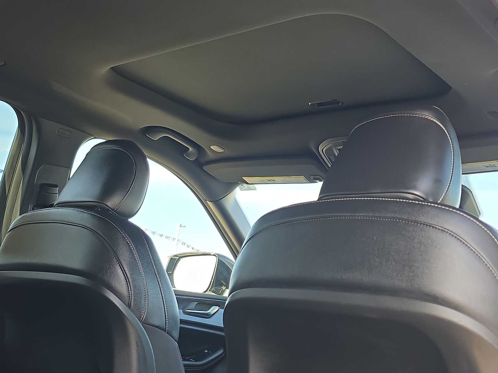 Thumbnail: 2023 Jeep Grand Cherokee L - 16