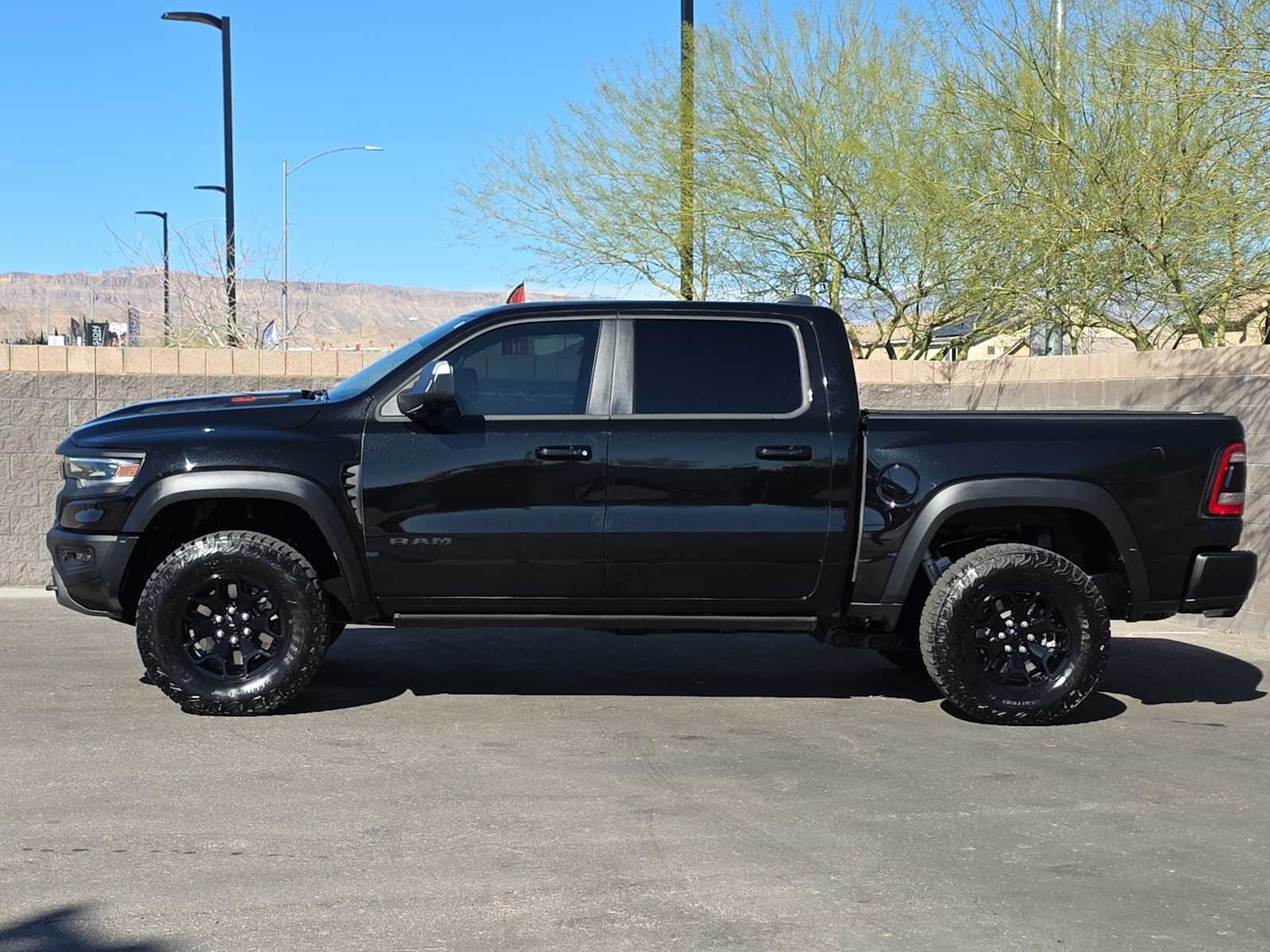 Thumbnail: 2022 RAM 1500 - 6