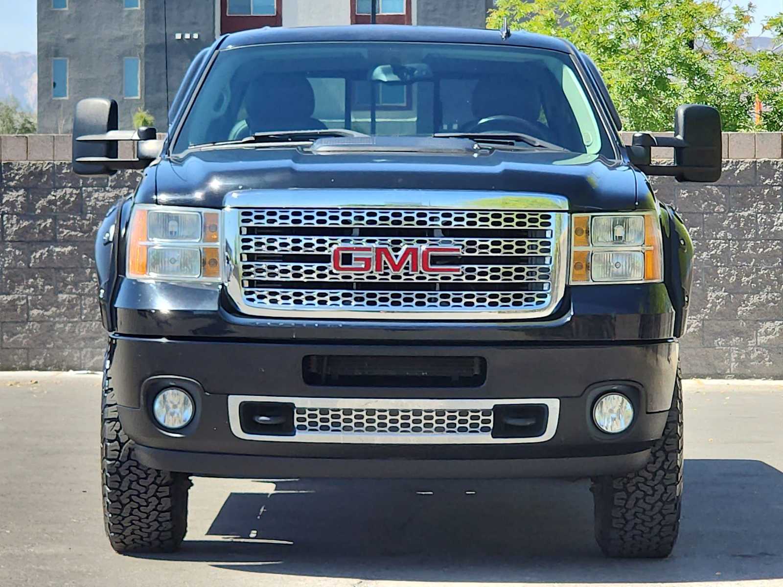 Thumbnail: 2012 GMC Sierra 2500 - 4