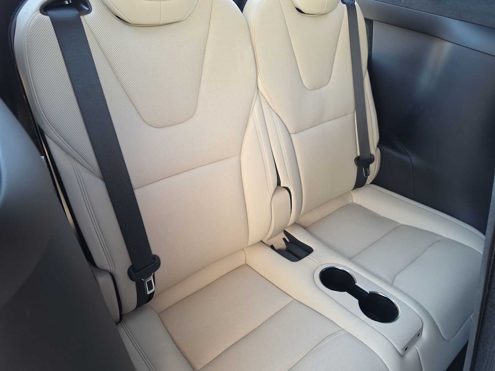 Thumbnail: 2024 Tesla Model X - 31