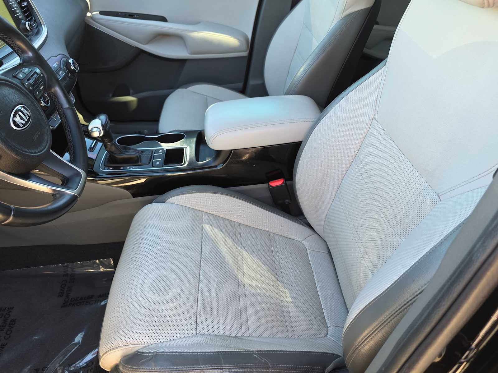 Thumbnail: 2016 Kia Sorento - 15