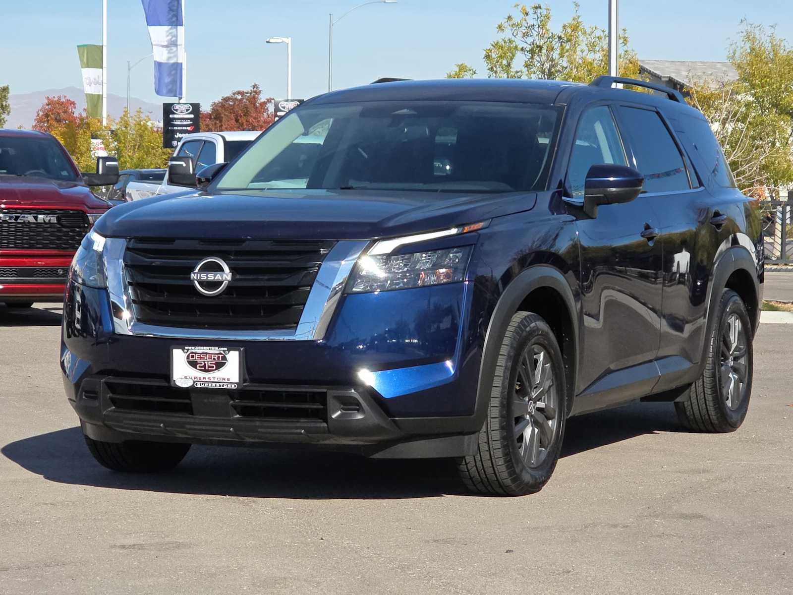 Thumbnail: 2023 Nissan Pathfinder - 5
