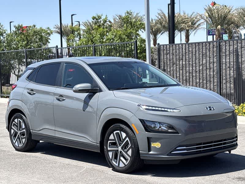 Thumbnail: 2022 Hyundai Kona - 2