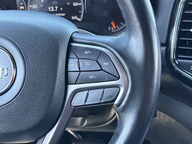 2021 Jeep Grand Cherokee Laredo 27