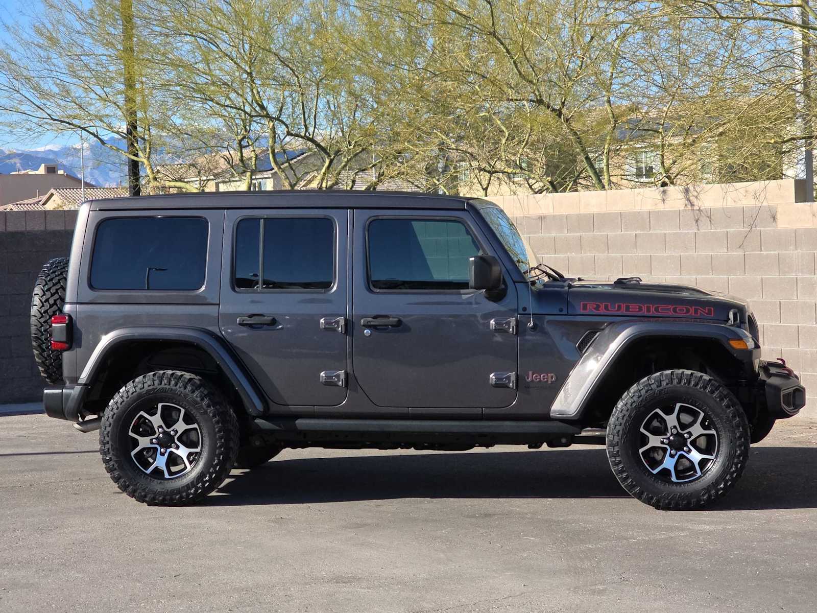 Thumbnail: 2020 Jeep Wrangler - 10