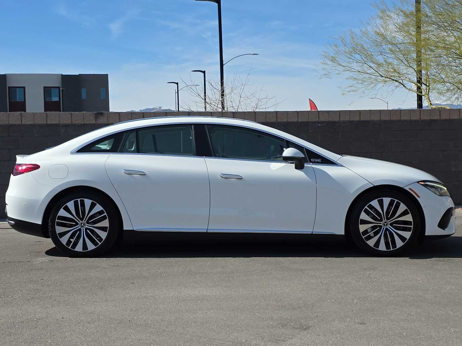 Thumbnail: 2023 Mercedes-Benz EQE - 10