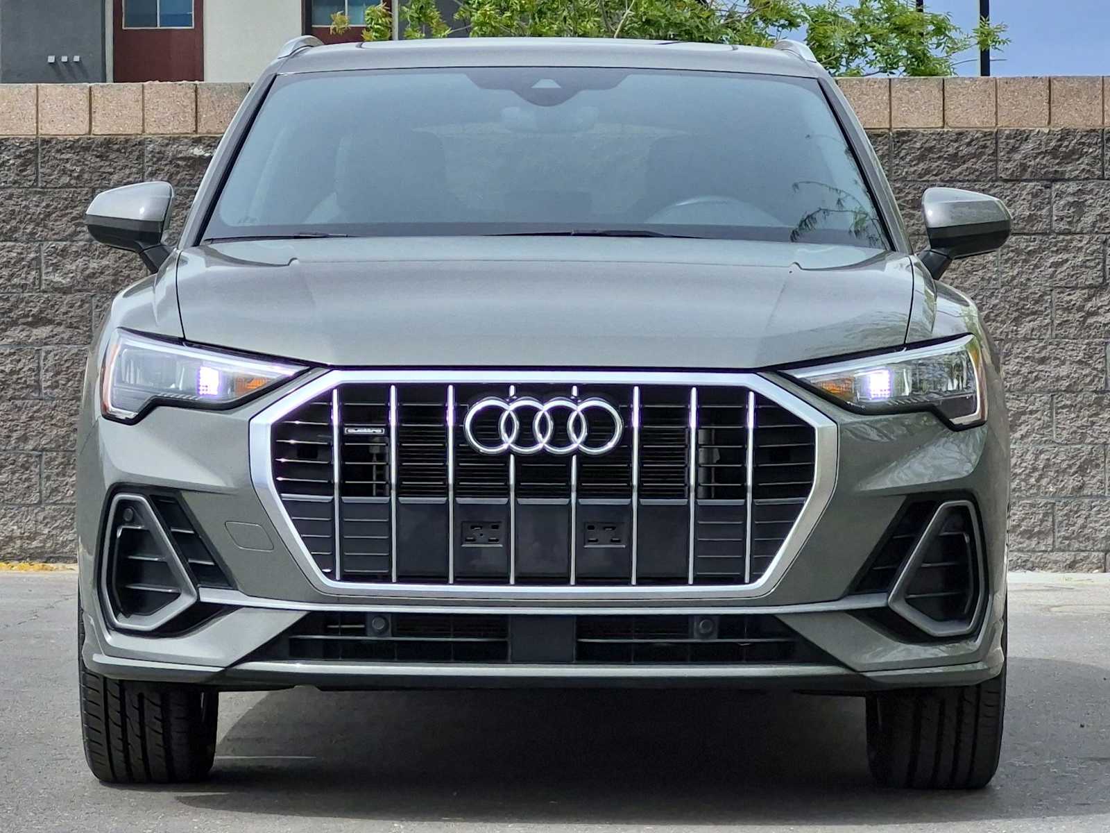 Thumbnail: 2022 Audi Q3 - 4