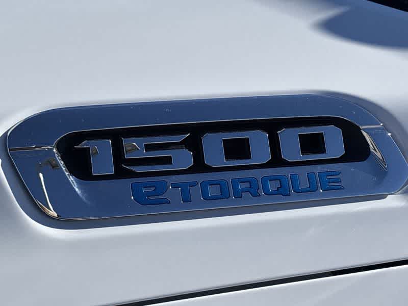 Thumbnail: 2025 RAM 1500 - 10