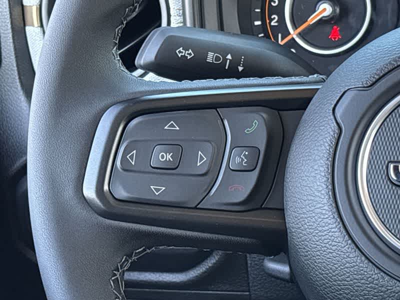 Thumbnail: 2025 Jeep Gladiator - 28