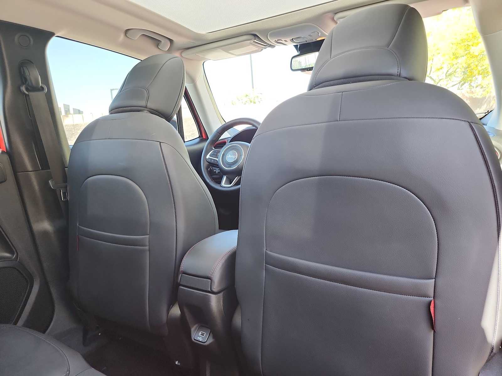 Thumbnail: 2023 Jeep Renegade - 16