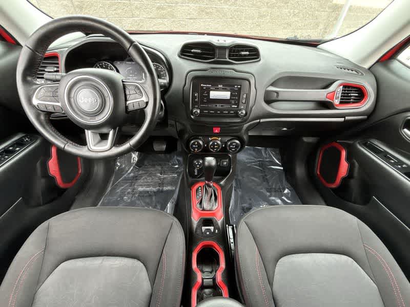 Thumbnail: 2016 Jeep Renegade - 13