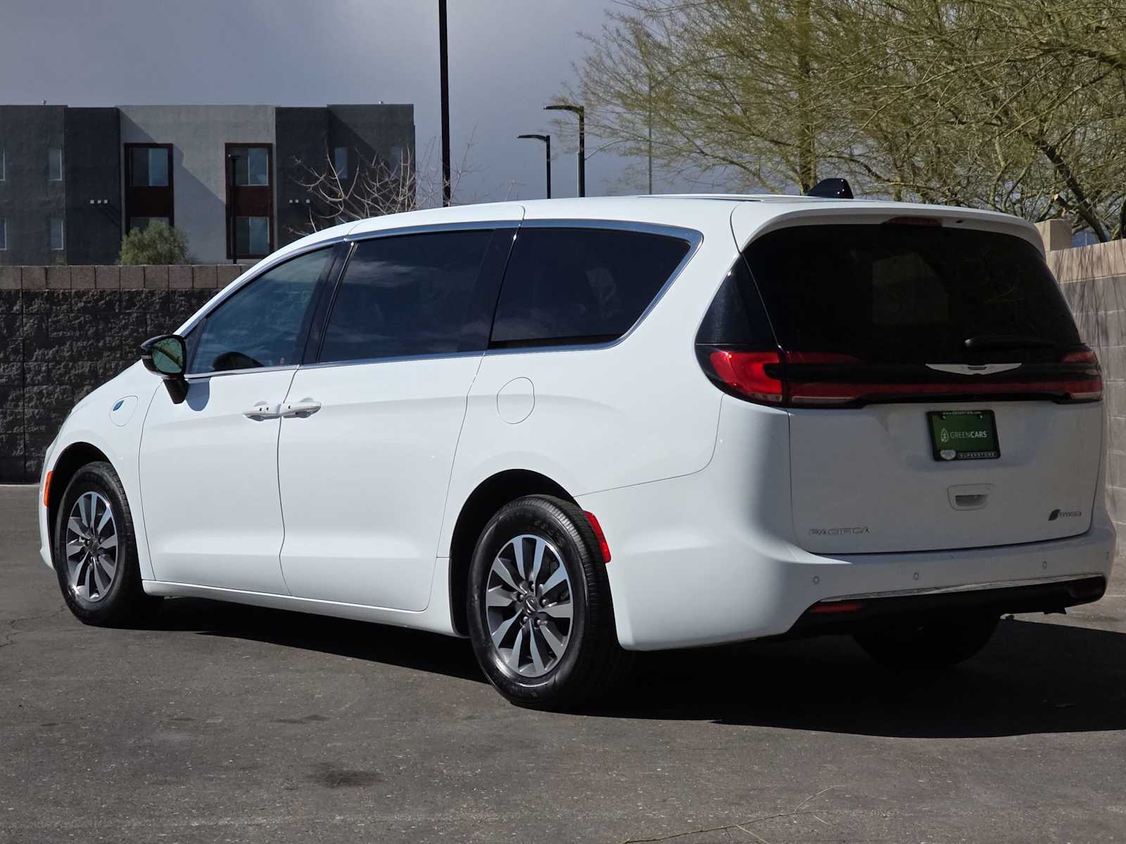 Thumbnail: 2024 Chrysler Pacifica - 7