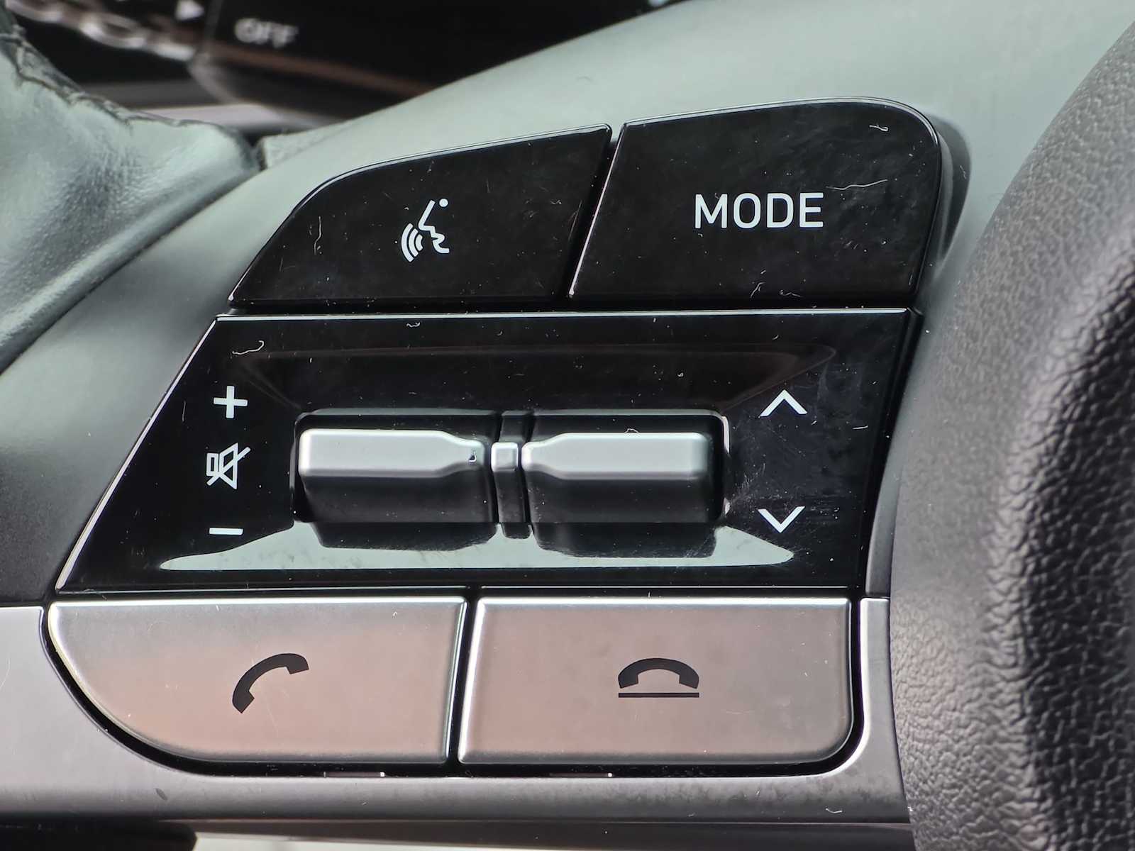 Thumbnail: 2023 Hyundai Elantra - 28