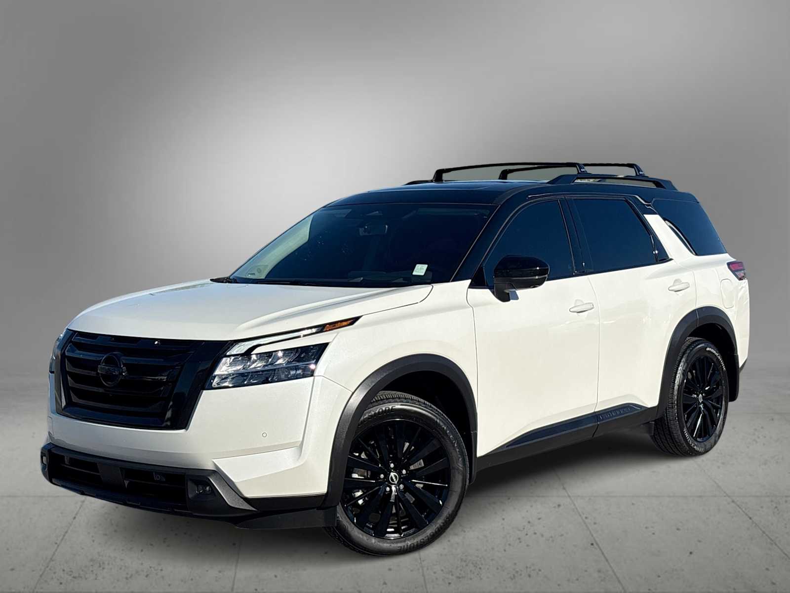 Thumbnail: 2024 Nissan Pathfinder - 1