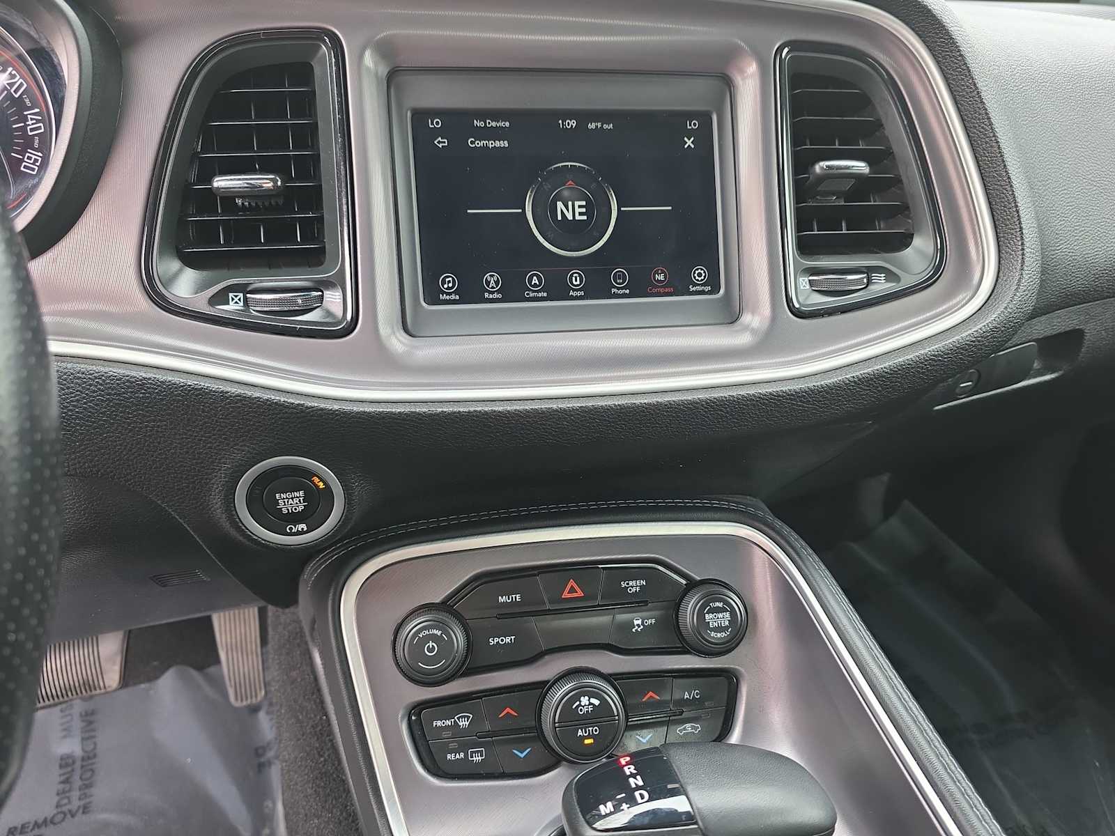 Thumbnail: 2022 Dodge Challenger - 20