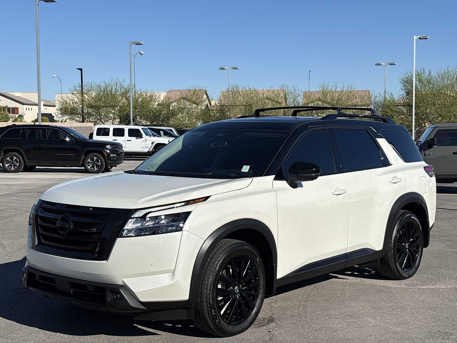 Thumbnail: 2024 Nissan Pathfinder - 5