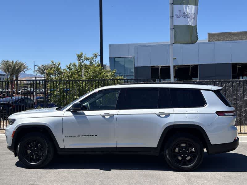 Thumbnail: 2024 Jeep Grand Cherokee L - 5