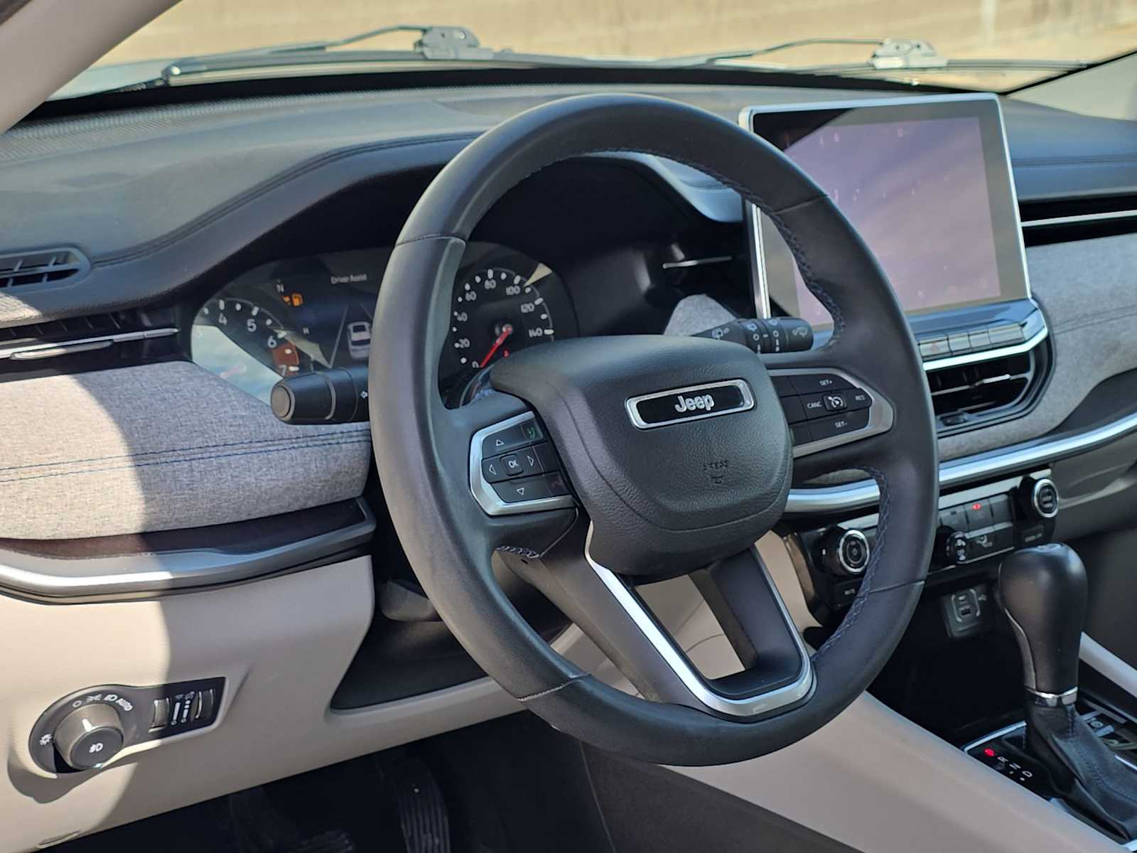 Thumbnail: 2022 Jeep Compass - 2