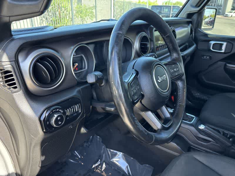 Thumbnail: 2020 Jeep Gladiator - 10