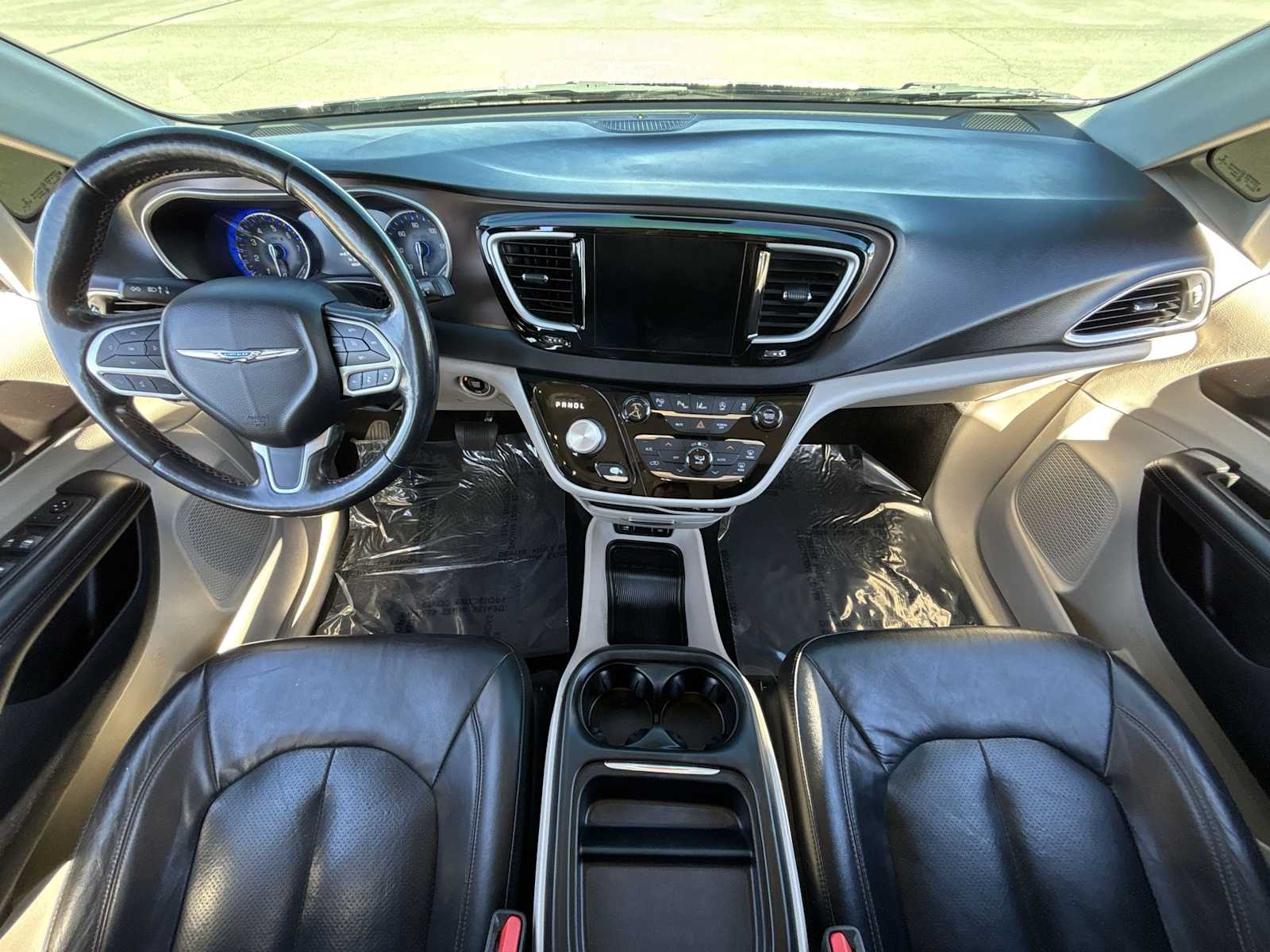 Thumbnail: 2019 Chrysler Pacifica - 14