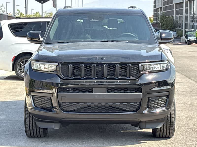 Thumbnail: 2025 Jeep Grand Cherokee L - 3