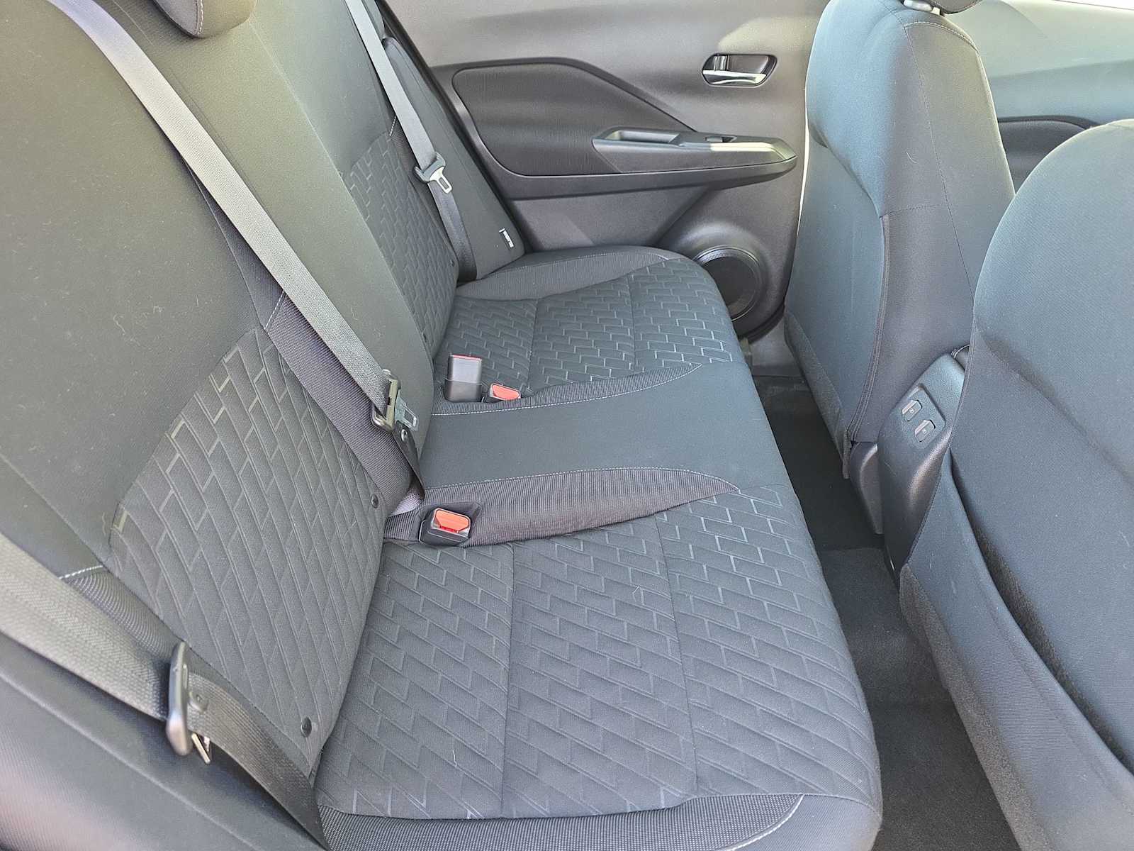 Thumbnail: 2023 Nissan Kicks - 17