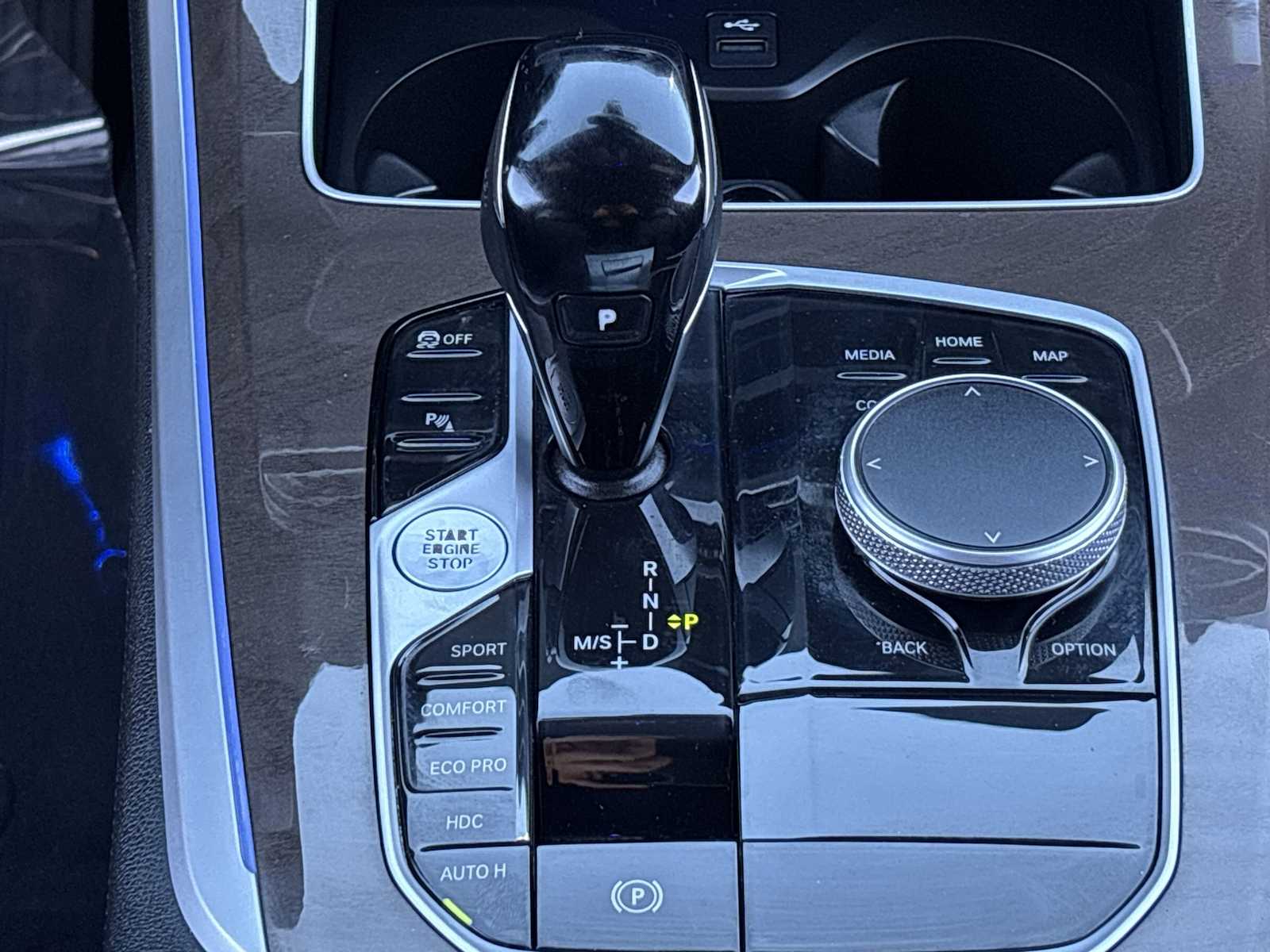 Thumbnail: 2022 BMW X5 - 21