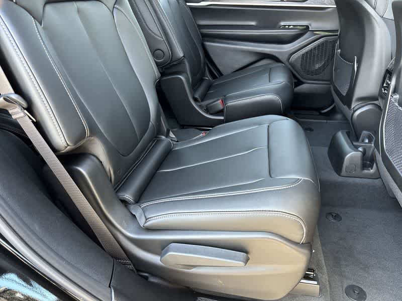 Thumbnail: 2025 Jeep Grand Cherokee L - 17