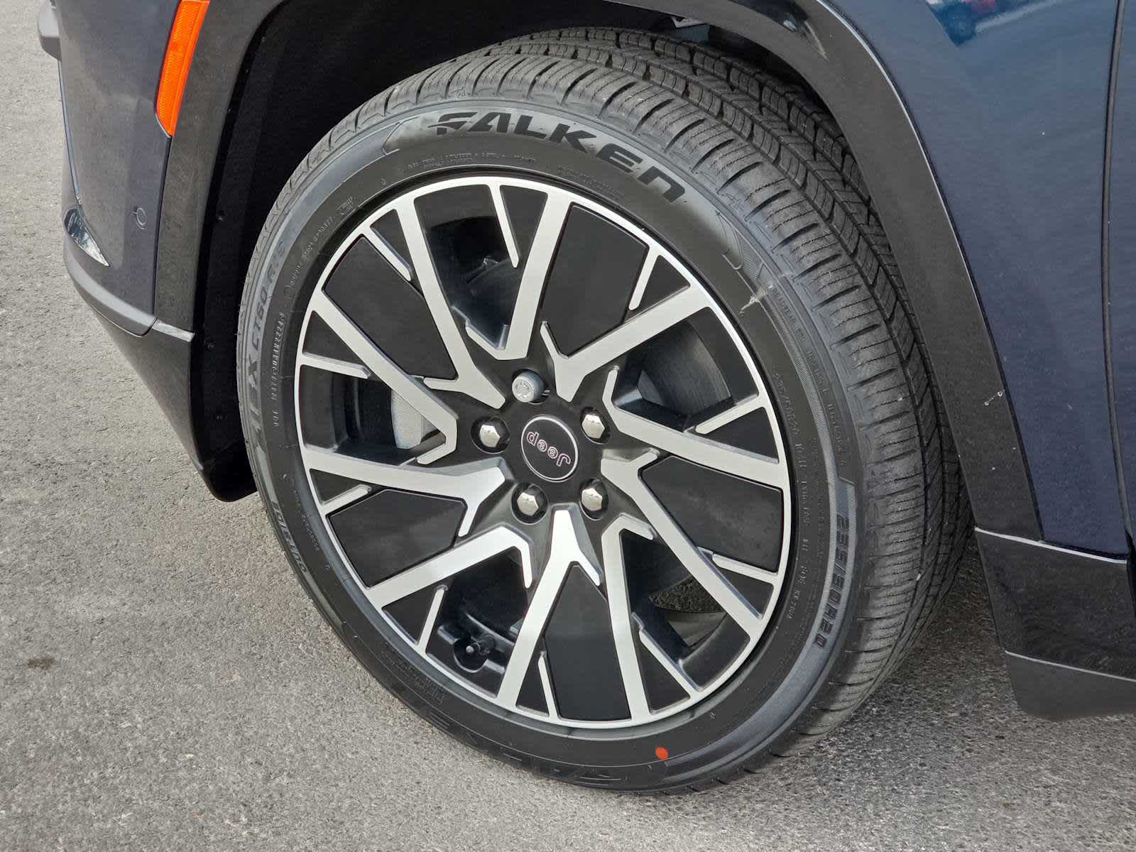 Thumbnail: 2025 Jeep Wagoneer S - 12