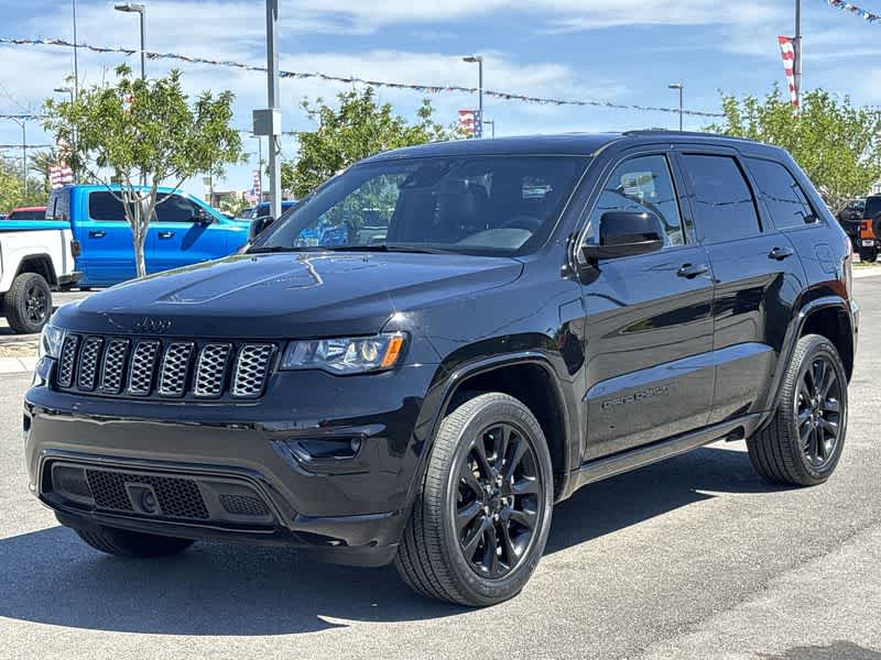 2021 Jeep Grand Cherokee Laredo 4