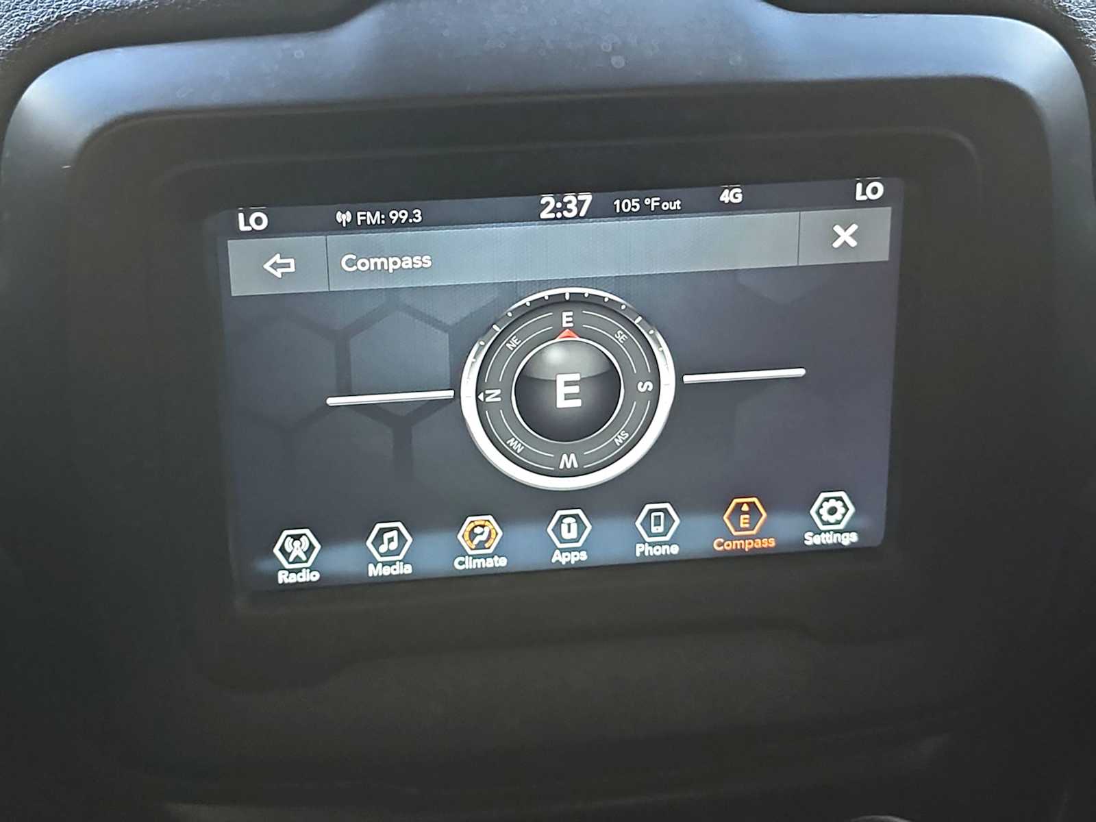 Thumbnail: 2020 Jeep Renegade - 28