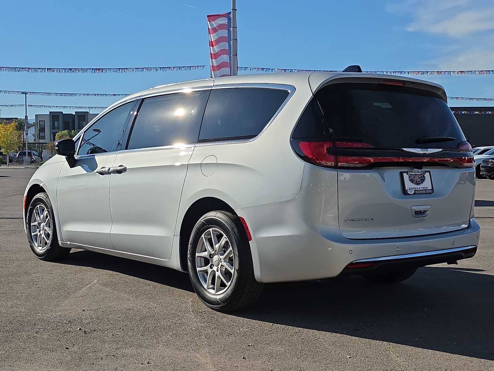 Thumbnail: 2026 Chrysler Pacifica - 7