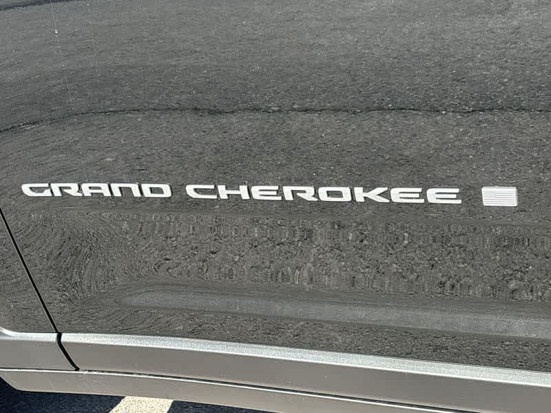 Thumbnail: 2025 Jeep Grand Cherokee L - 11