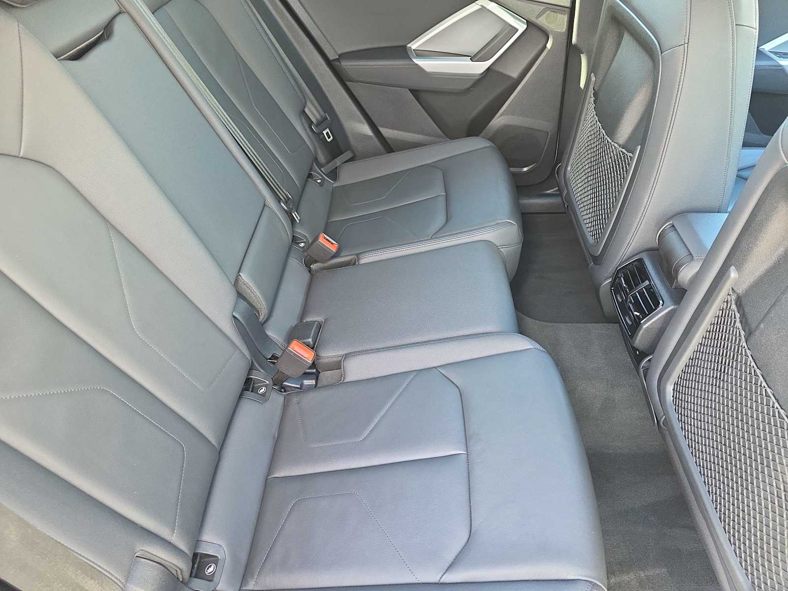 Thumbnail: 2025 Audi Q3 - 17