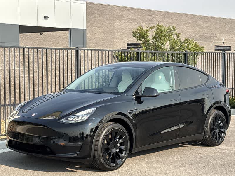 Thumbnail: 2021 Tesla Model Y - 4