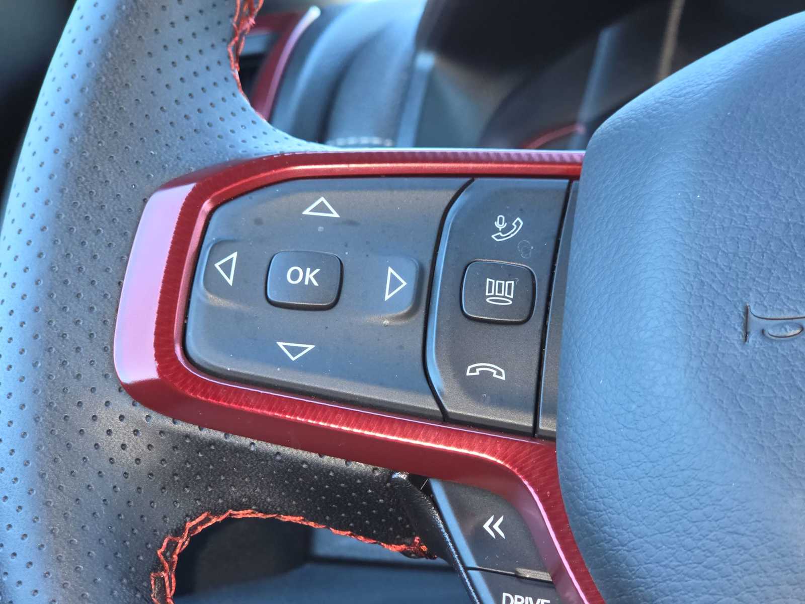 Thumbnail: 2025 RAM 1500 - 29