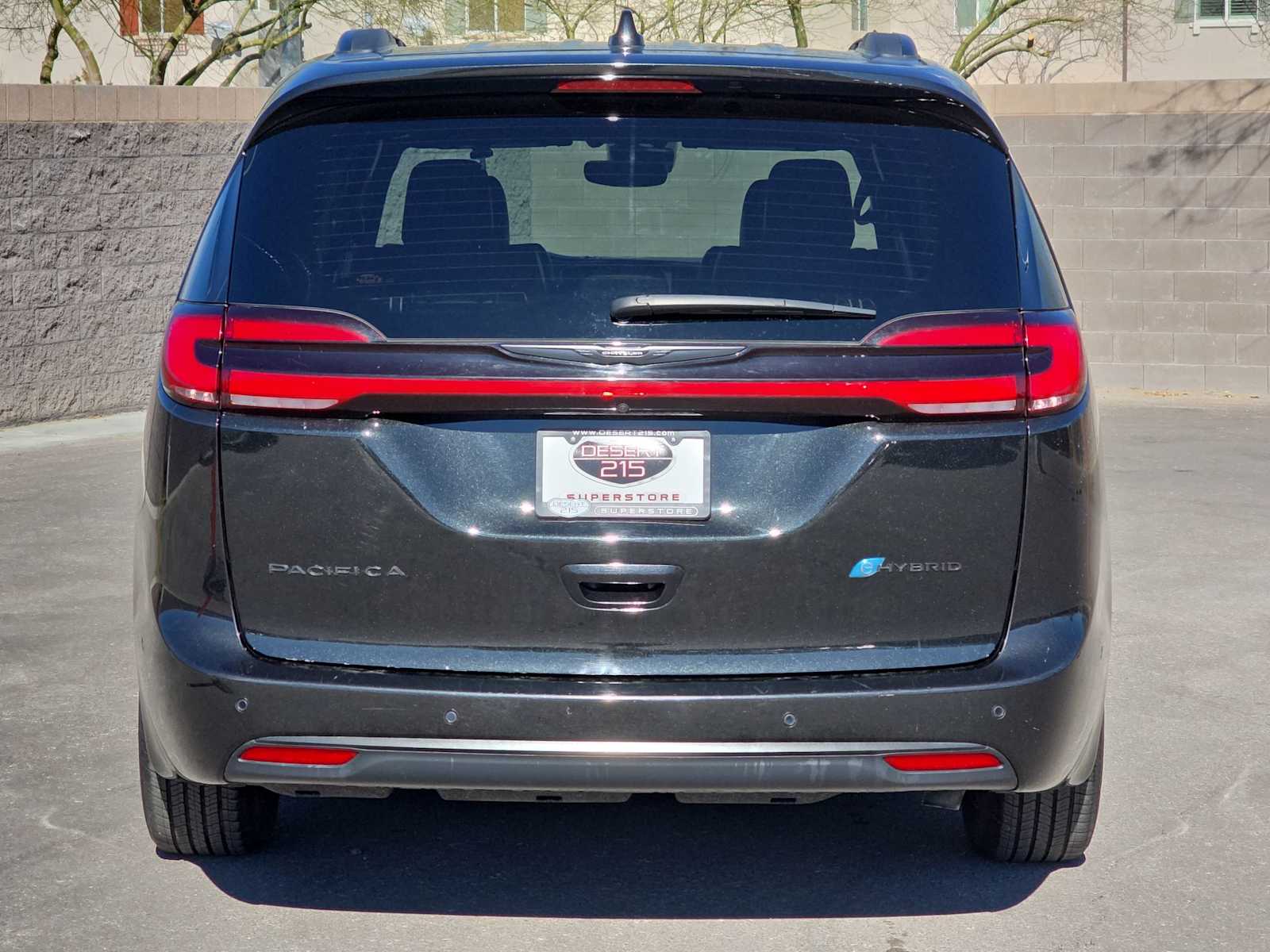 Thumbnail: 2024 Chrysler Pacifica - 8