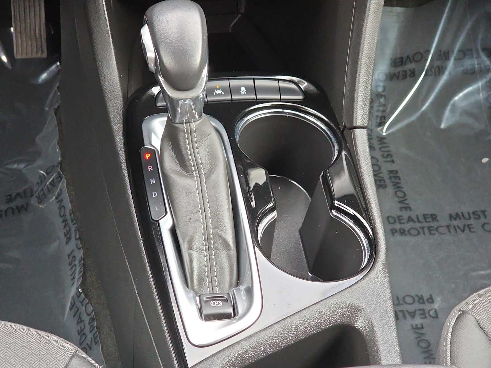 Thumbnail: 2022 Buick Encore GX - 21