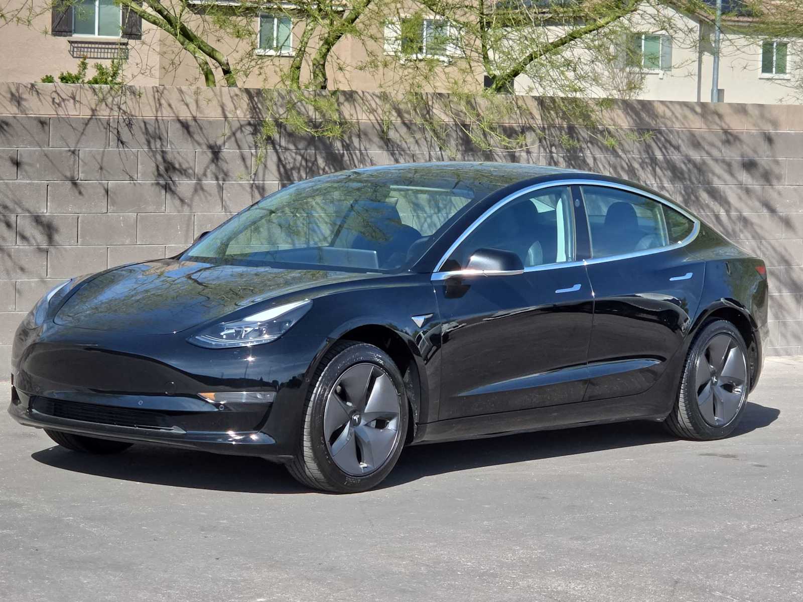Thumbnail: 2019 Tesla Model 3 - 5