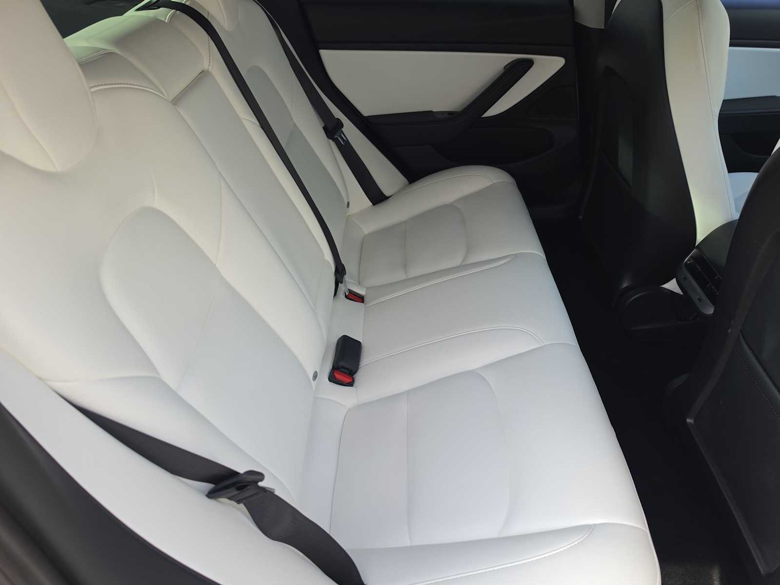 Thumbnail: 2020 Tesla Model 3 - 23