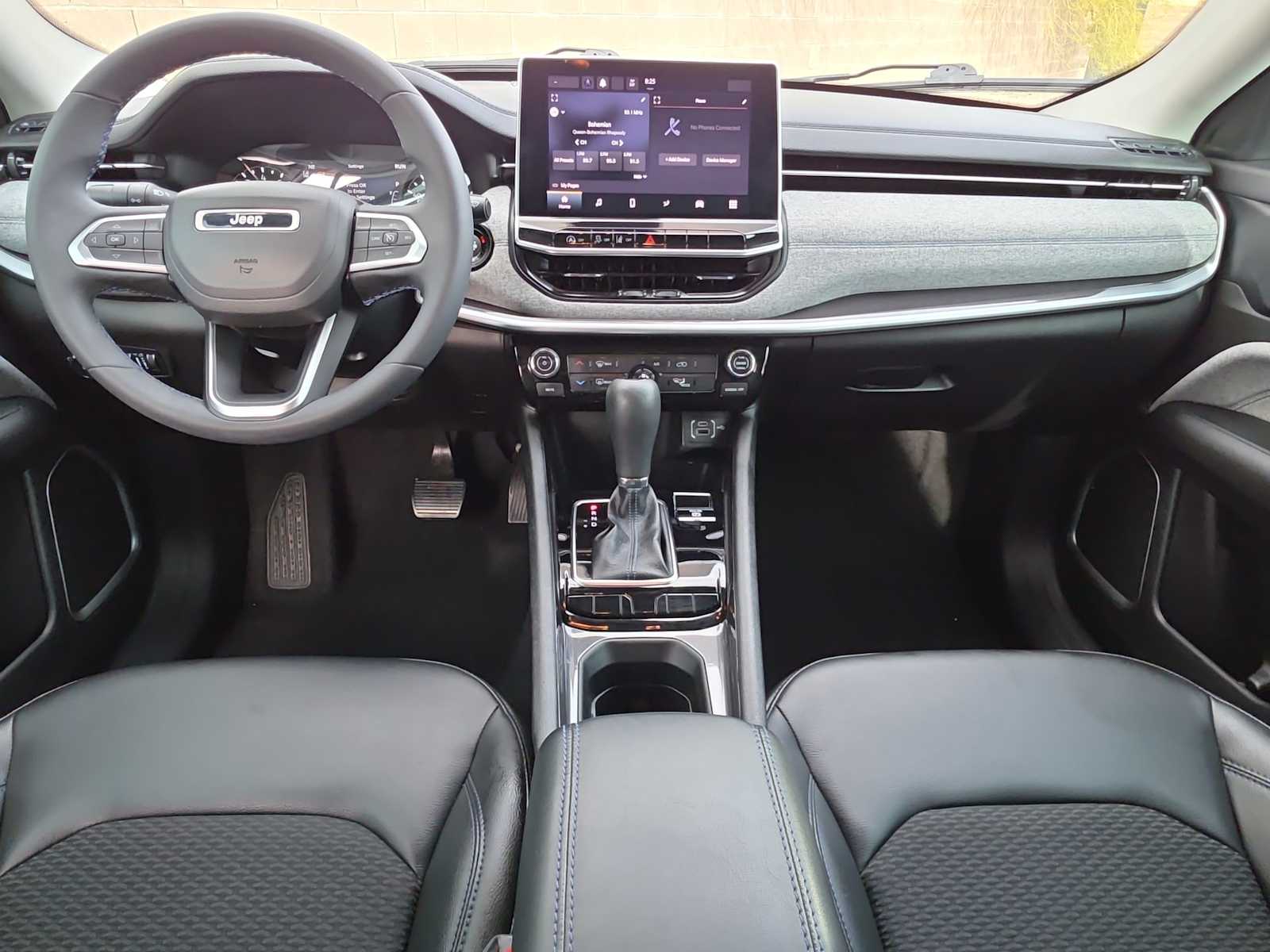 Thumbnail: 2022 Jeep Compass - 14