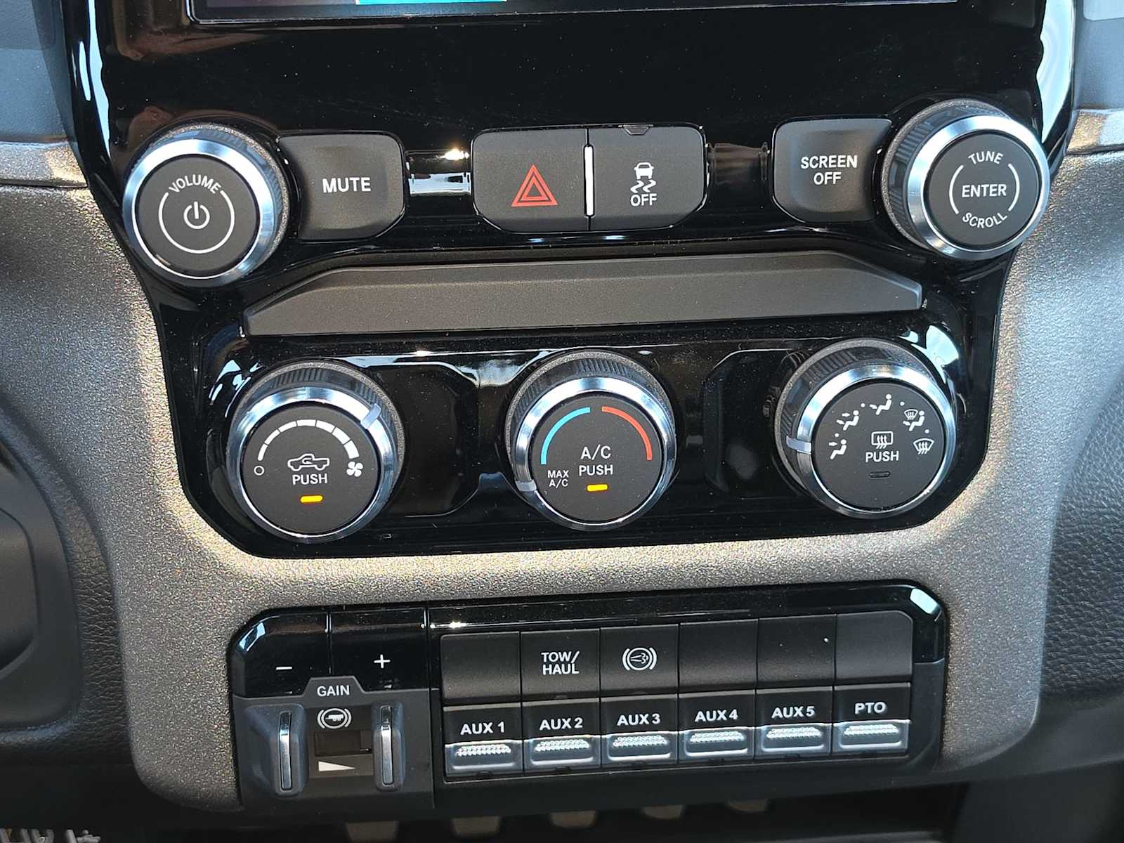 Thumbnail: 2026 RAM 3500 - 28